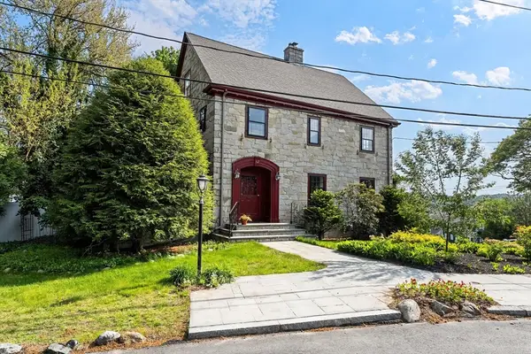 82 Richfield Rd, Arlington, MA 02474