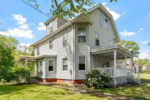 48 Pearl St, Ayer, MA 01432