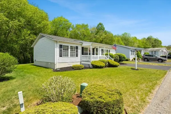 84 Trailwood Drive, Bridgewater, MA 02324