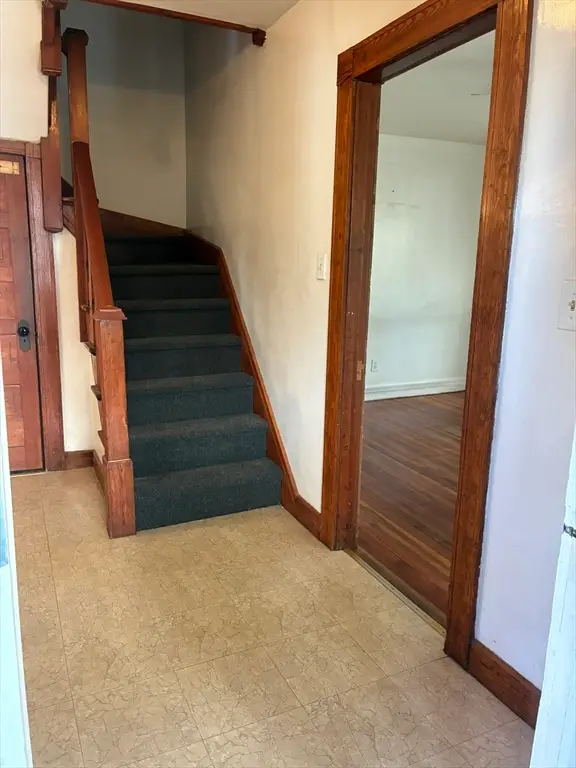 318-320 Winsor St, Ludlow, MA 01056 - #3