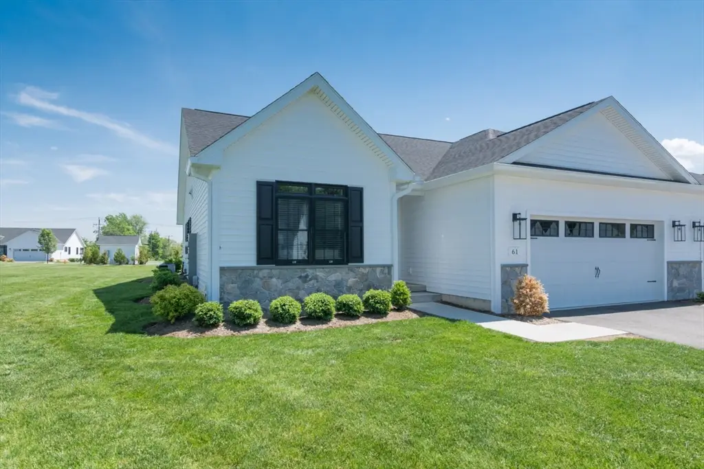 61 Villa Drive #61, Feeding Hills, MA 01030 - #1