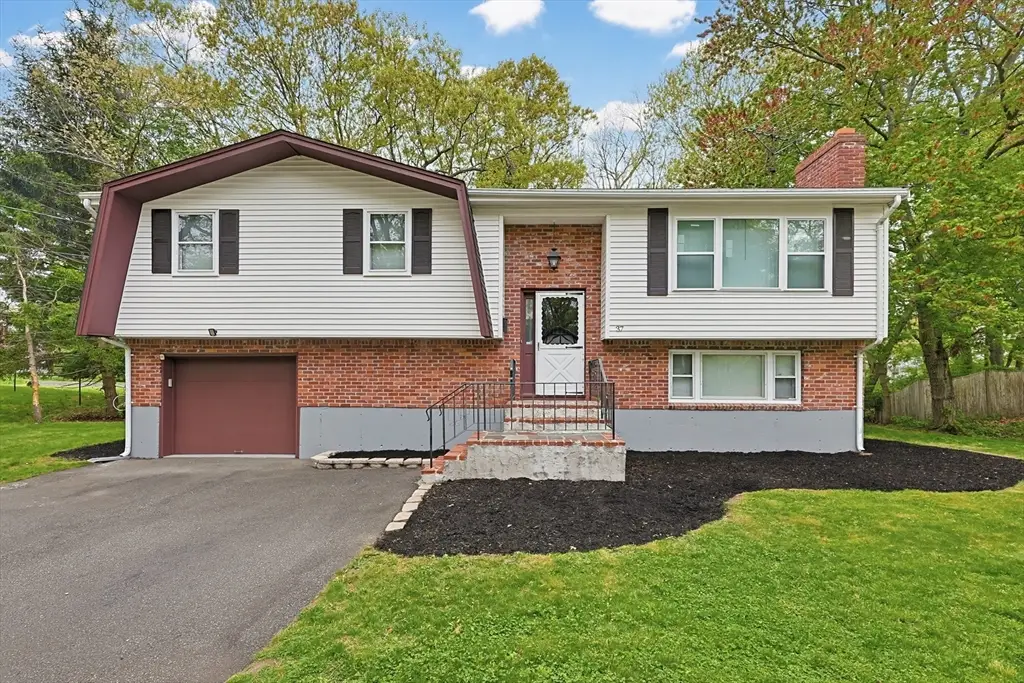 37 Roberta Avenue, Brockton, MA 02301 - #1