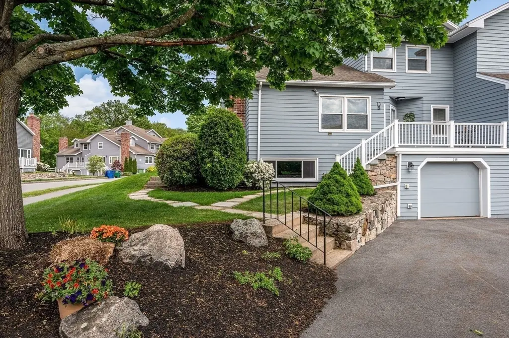 13 Carnation Circle #B, Reading, MA 01867 - #1