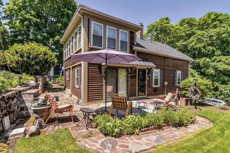 22 Varney St, Salem, MA 01970 - #2