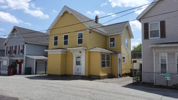 15 Carter Ave, Lowell, MA 01852