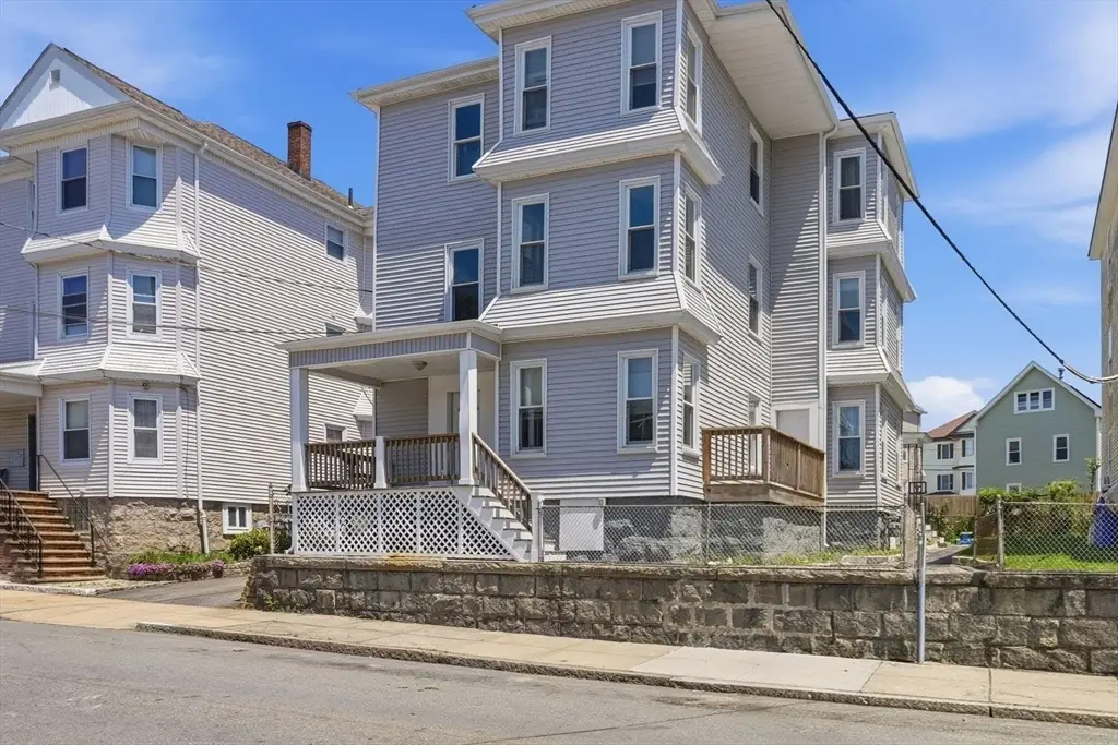 196 Irving St, Fall River, MA 02723 - #1