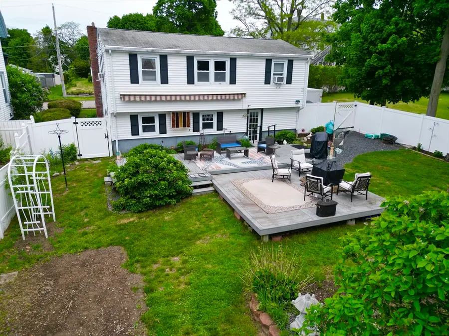 19 Atlanta St, Brockton, MA 02301 - #3