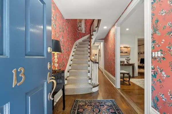 13 West Cedar St, Boston, MA 02108