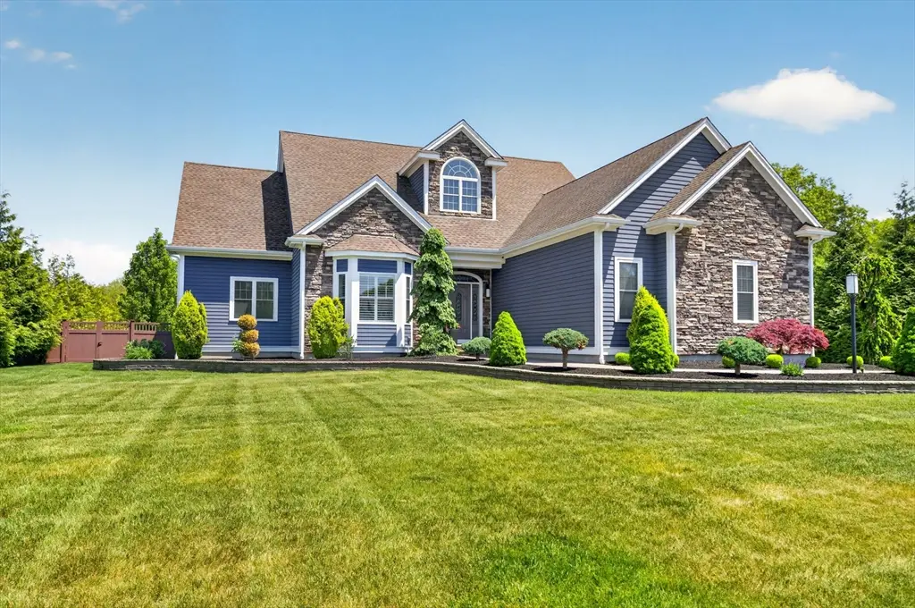 70 Sycamore Ln, Westport, MA 02790 - #1