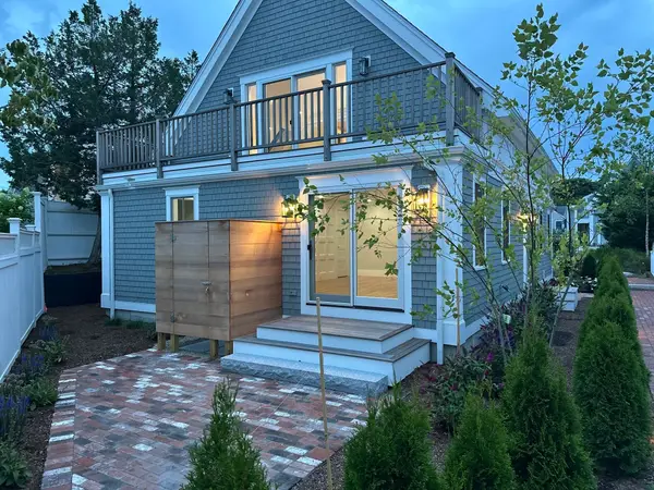 65 Franklin Street #AB, Provincetown, MA 02657