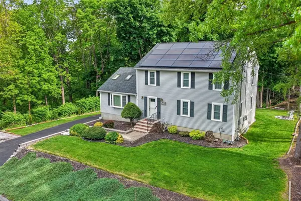 25 Margate Rd, North Andover, MA 01845