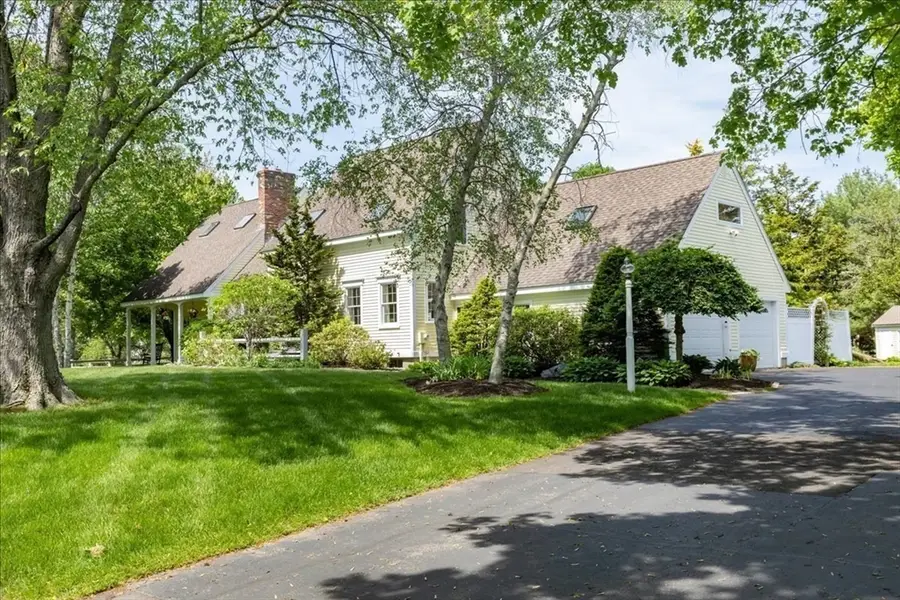 8 Millbrook Lane, Topsfield, MA 01983 - #2