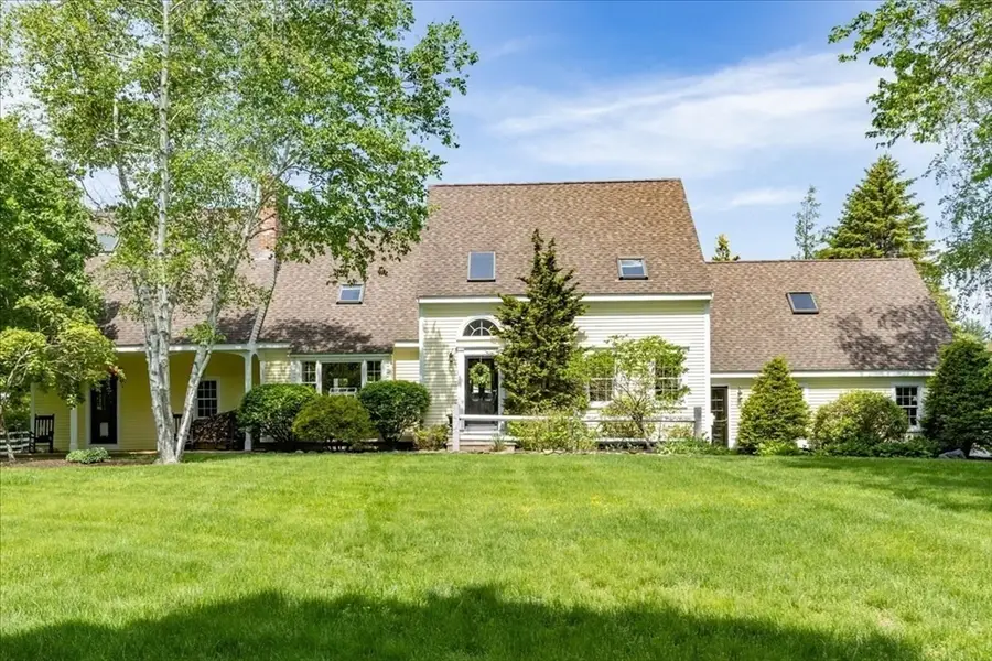 8 Millbrook Lane, Topsfield, MA 01983 - #3