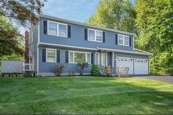138 Malinda Dr, Abington, MA 02351 - #1