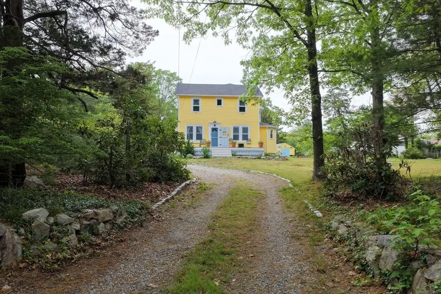 56 Canterbury St, Hingham, MA 02043 - #2