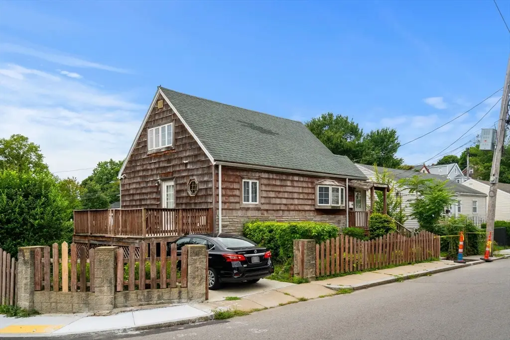 9 Viking Ter, Boston, MA 02126 - #1