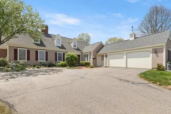 61 Great Hill Drive #61, Topsfield, MA 01983
