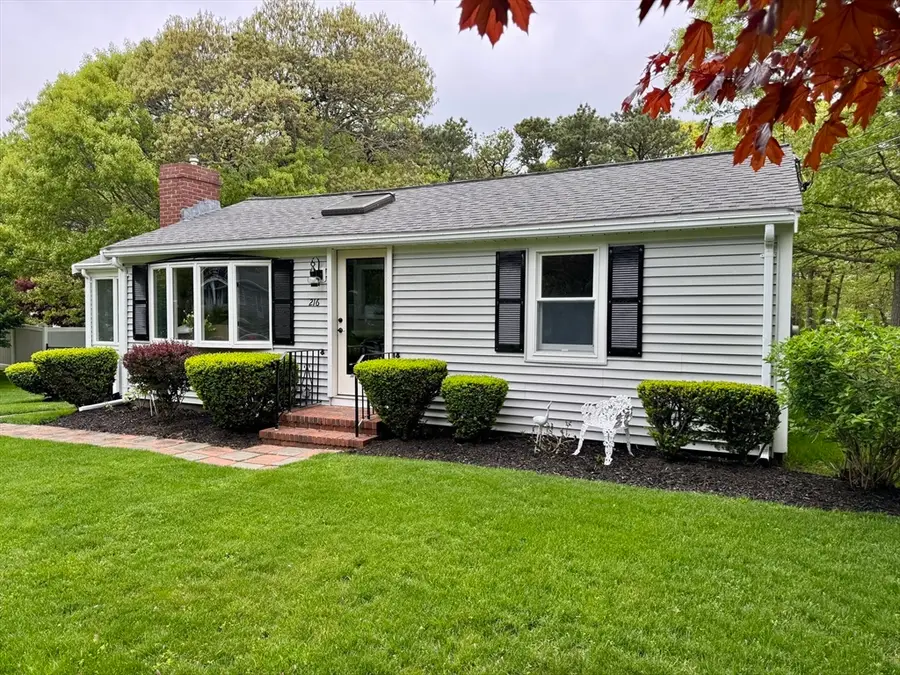 216 Cranberry Ln, South Yarmouth, MA 02664 - #3