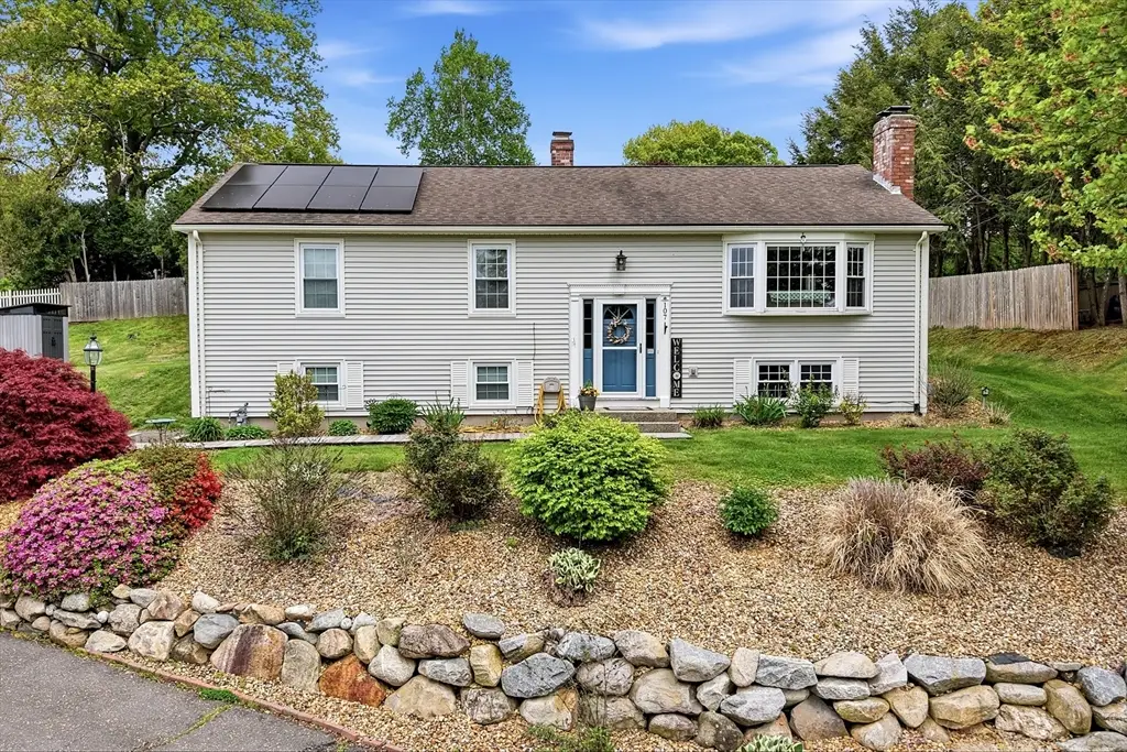 107 Colony, East Longmeadow, MA 01028 - #1