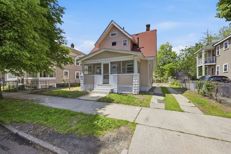 62 Kenyon St, Springfield, MA 01109 - #3