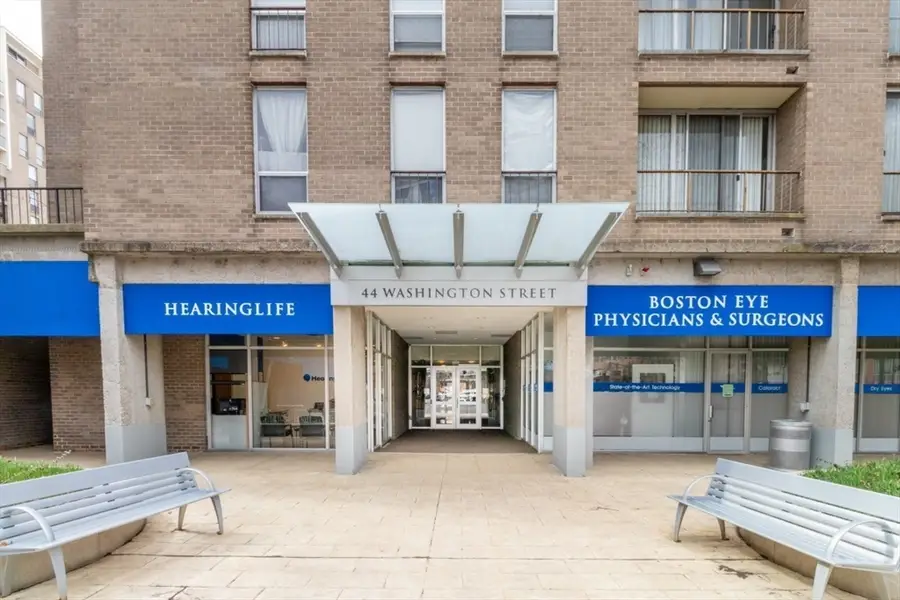 44 Washington St. #206, Brookline, MA 02445 - #2