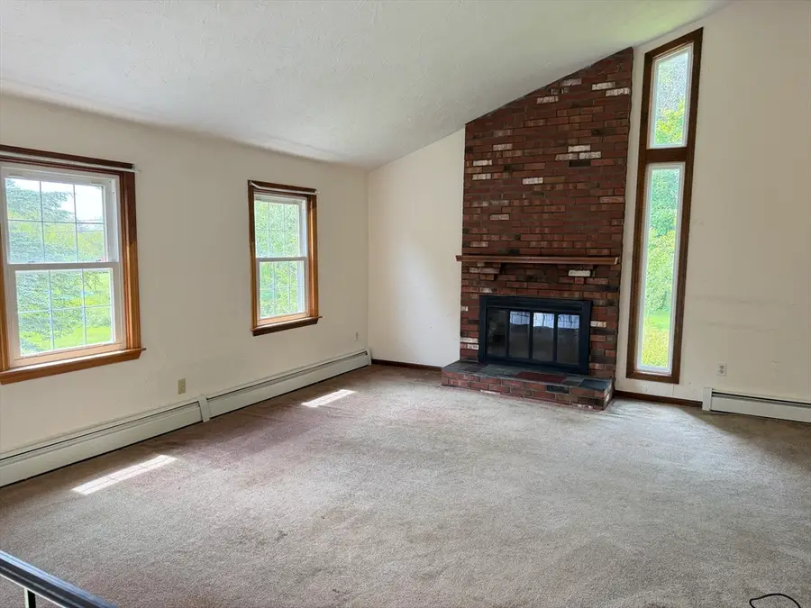 42 Newell Hill Rd, Sterling, MA 01564 - #3