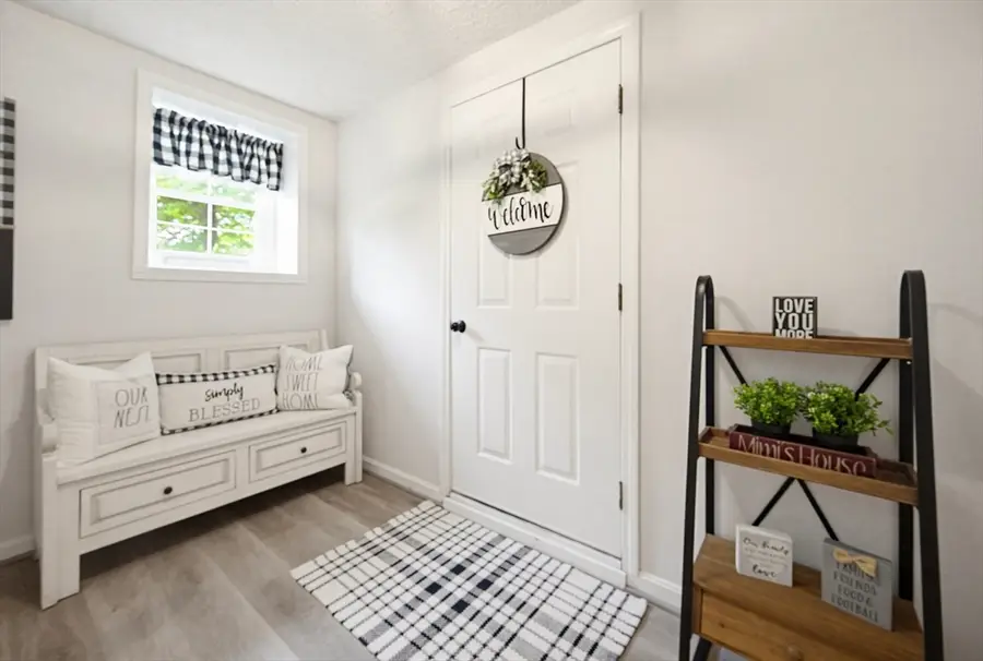 178 Willis Ave, Seekonk, MA 02771 - #2