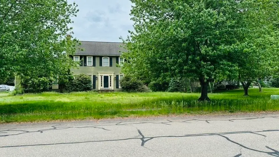 4 Canoe River Rd, Easton, MA 02334 - #1