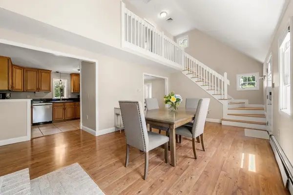 302 Ames Way, Barnstable, MA 02632