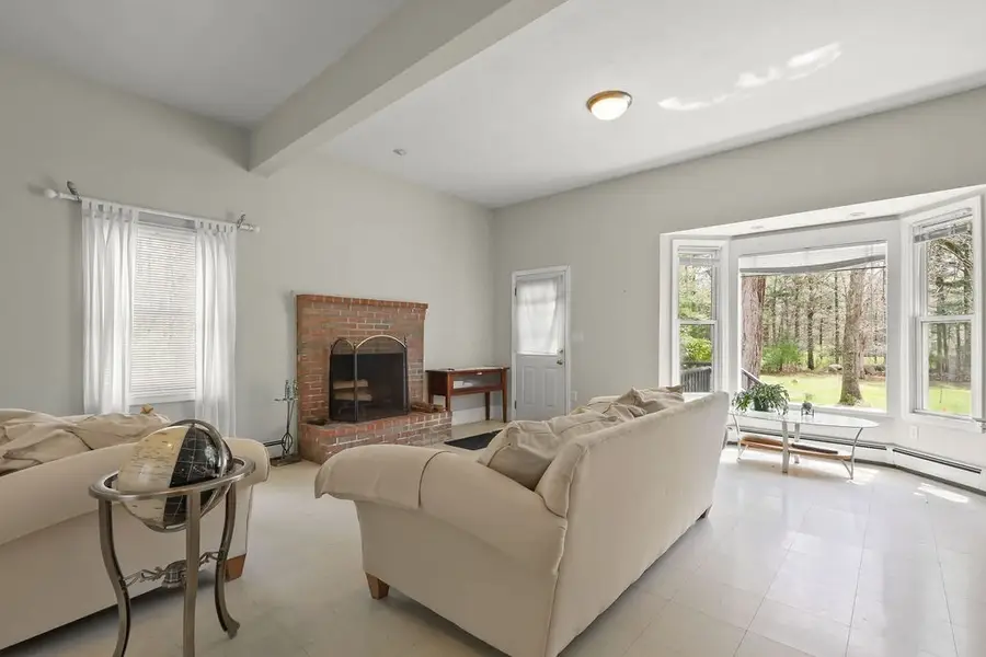 94 Fearing Hill Rd, Wareham, MA 02576 - #3