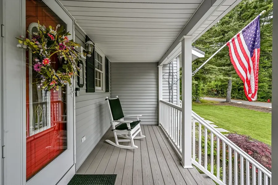 11 Holbrook St, Norfolk, MA 02056 - #2