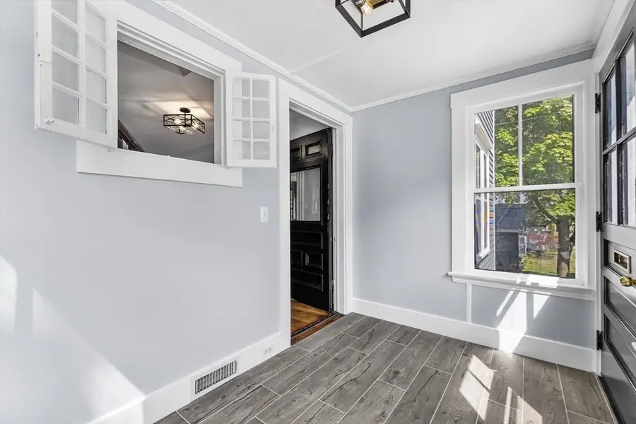 55 School St, Groveland, MA 01834 - #3