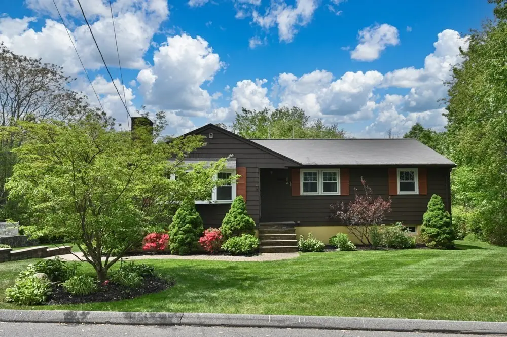 45 Hobson St, Saugus, MA 01906 - #1