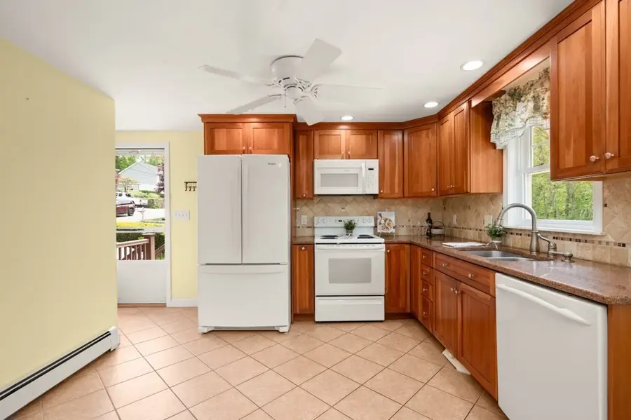 45 Hobson St, Saugus, MA 01906 - #2