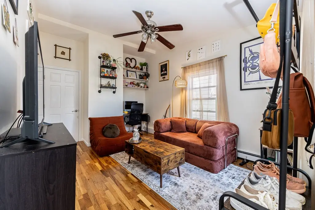 13 Vinton St #3, Boston, MA 02127 - #1