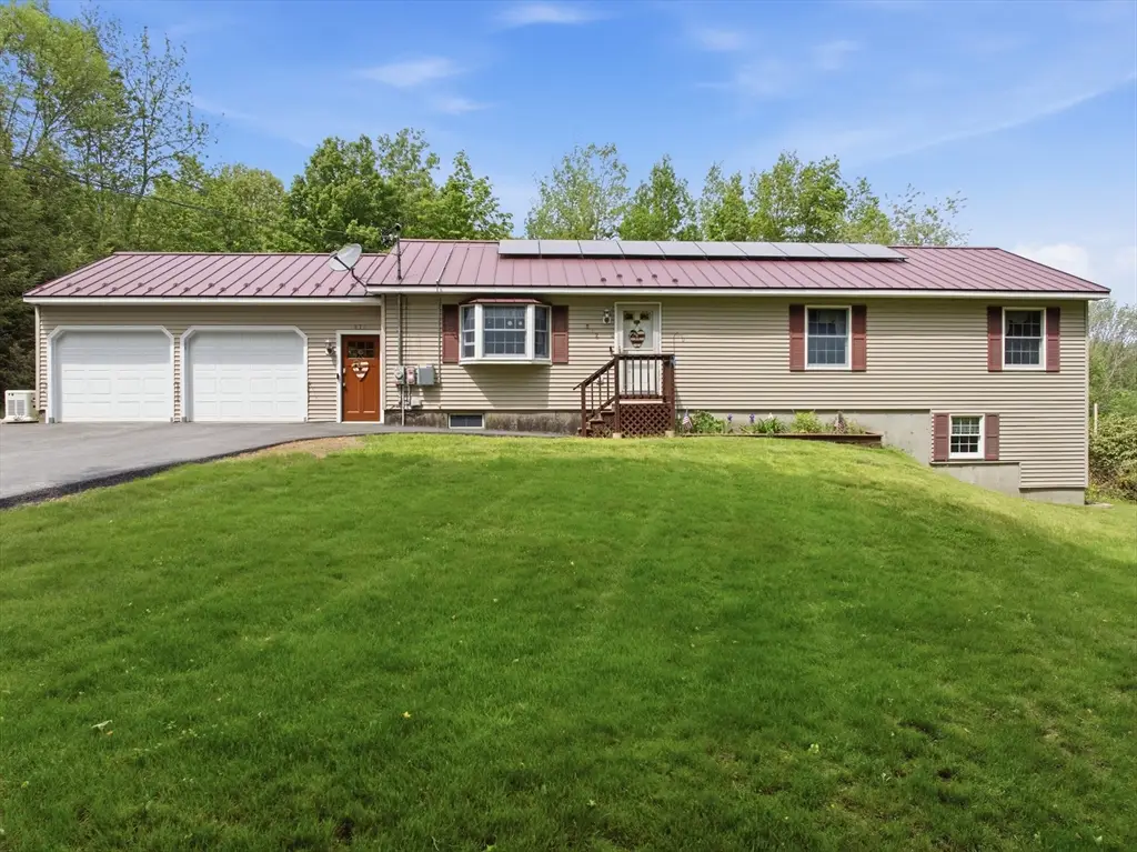 812 Wauwinet Rd, Barre, MA 01005 - #1