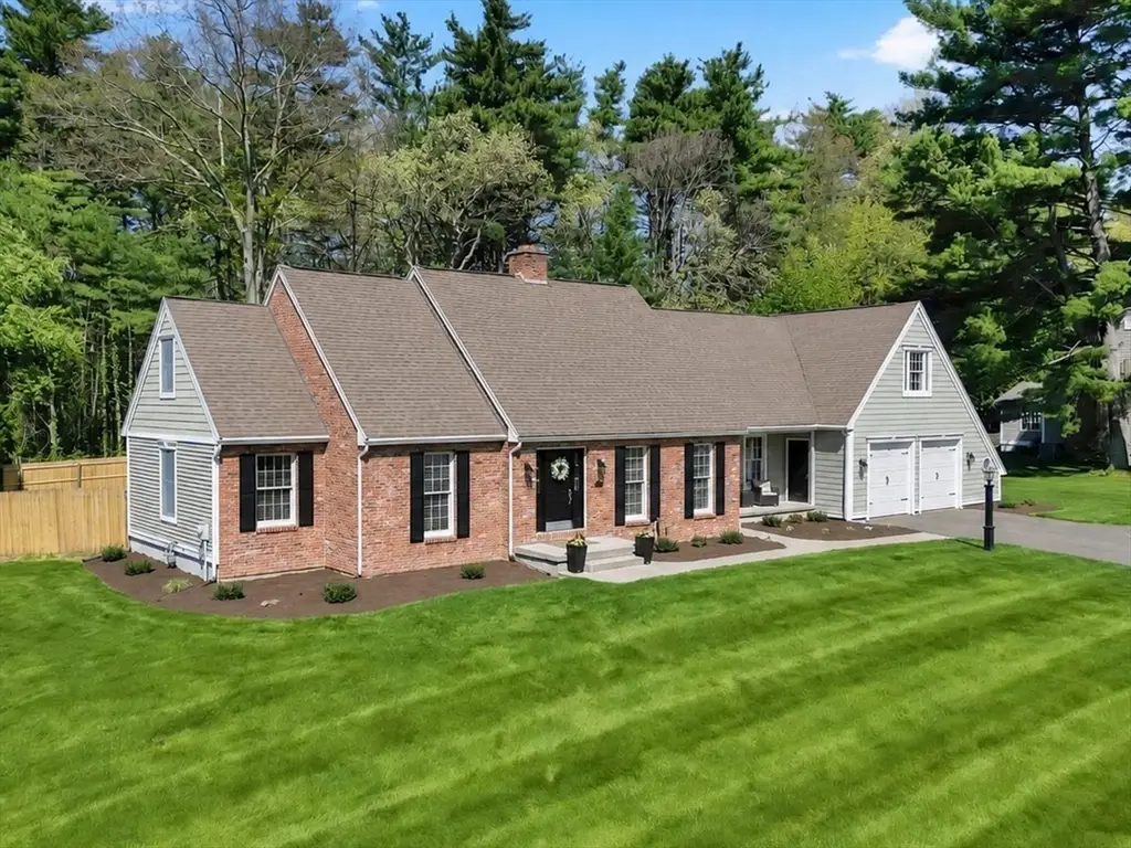 96 Sanford St, East Longmeadow, MA 01028 - #1