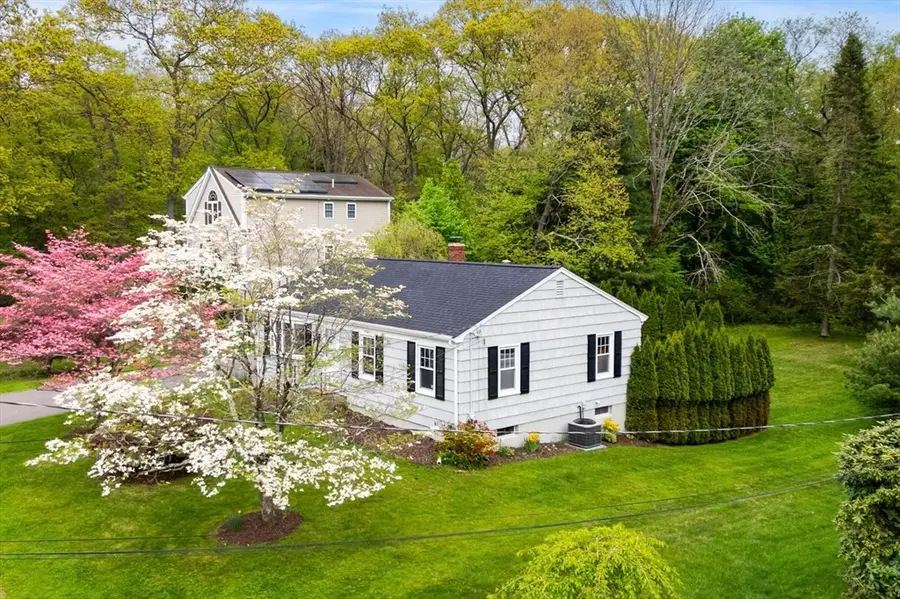 19 Mathewson Ave, Attleboro, MA 02703 - #3
