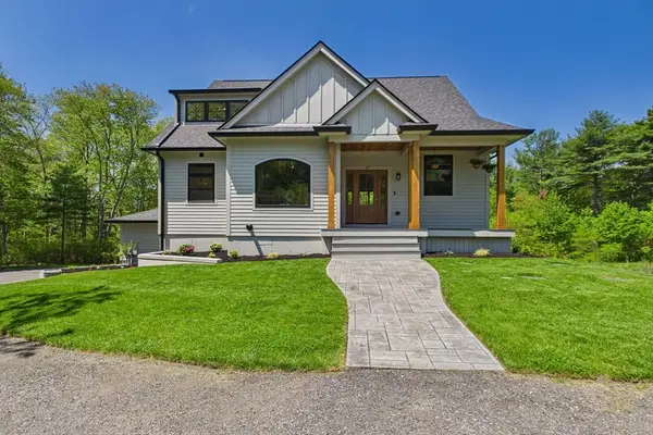 19 Stagecoach Rd, Westport, MA 02790
