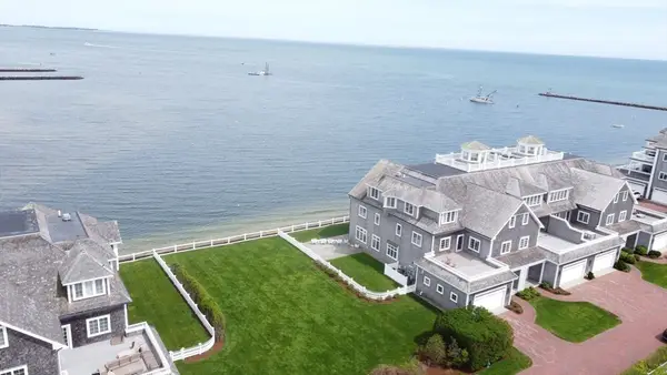 23 Snow Inn Rd #7, Harwich, MA 02646