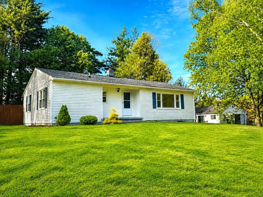 11 Ringer St, Leominster, MA 01453 - #1