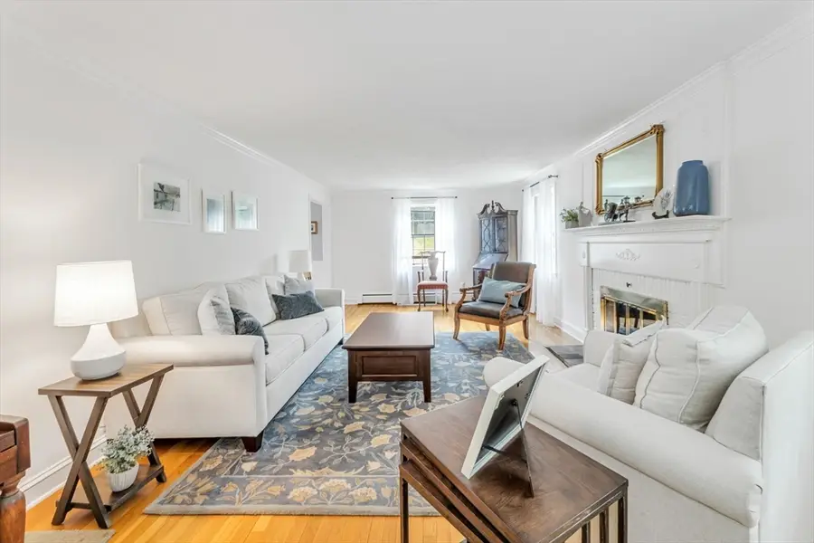 4 Old Wood Road, Framingham, MA 01701 - #3