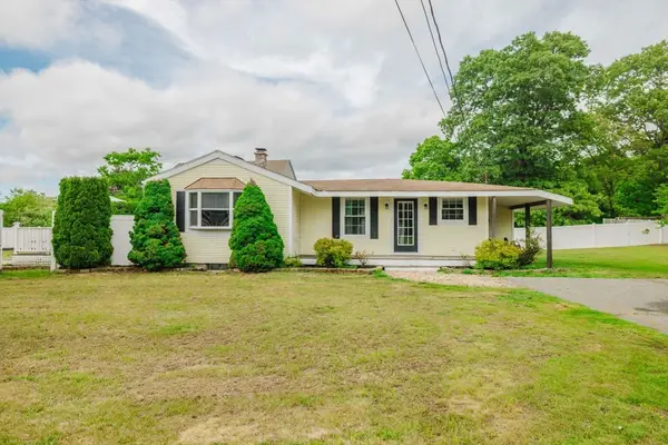 160 Willis, Seekonk, MA 02771