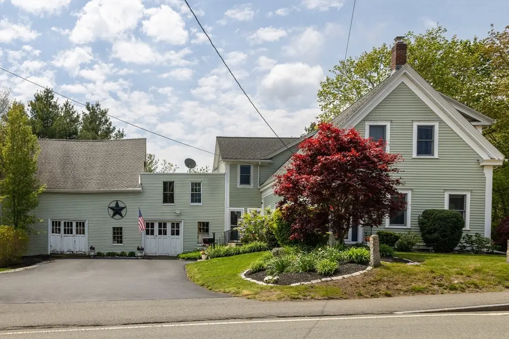 487 Pine St, Weymouth, MA 02190 - #1