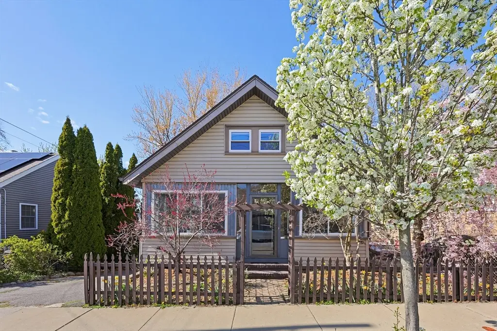 73 Taylor St, Malden, MA 02148 - #1
