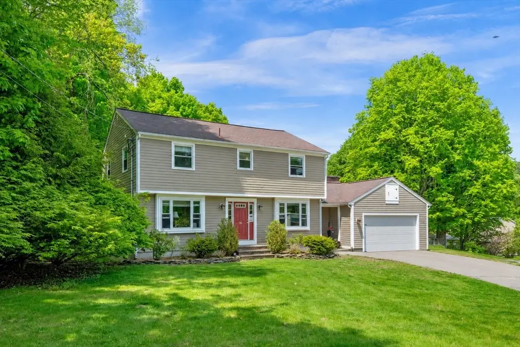 93 High St, Chelmsford, MA 01824 - #1