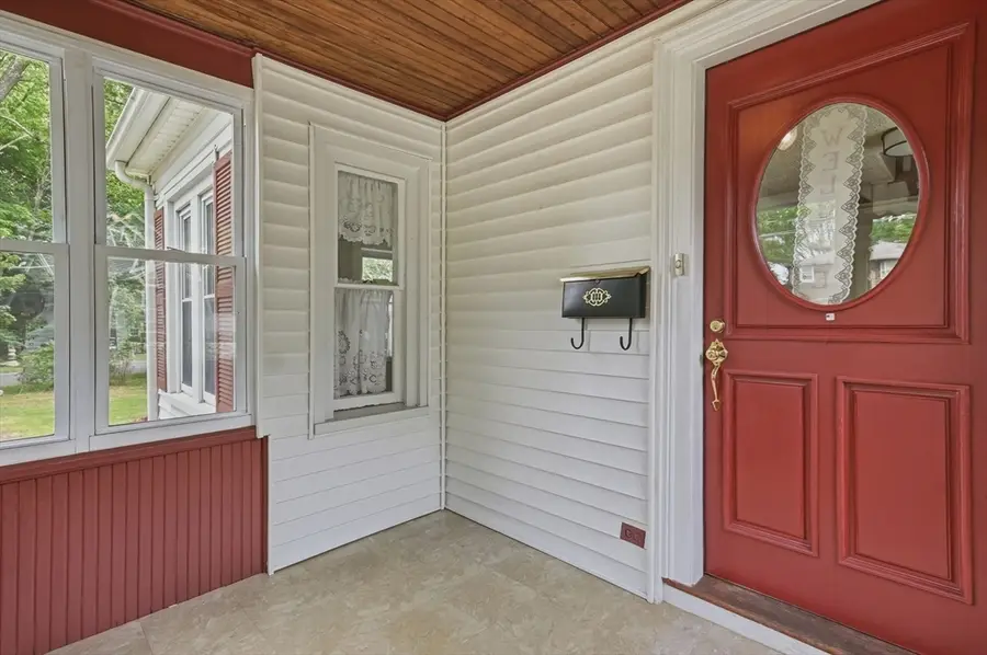 7 Linden Street, Ashland, MA 01721 - #3