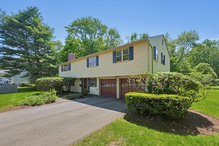 1 Deerfield Ln, Natick, MA 01760 - #3