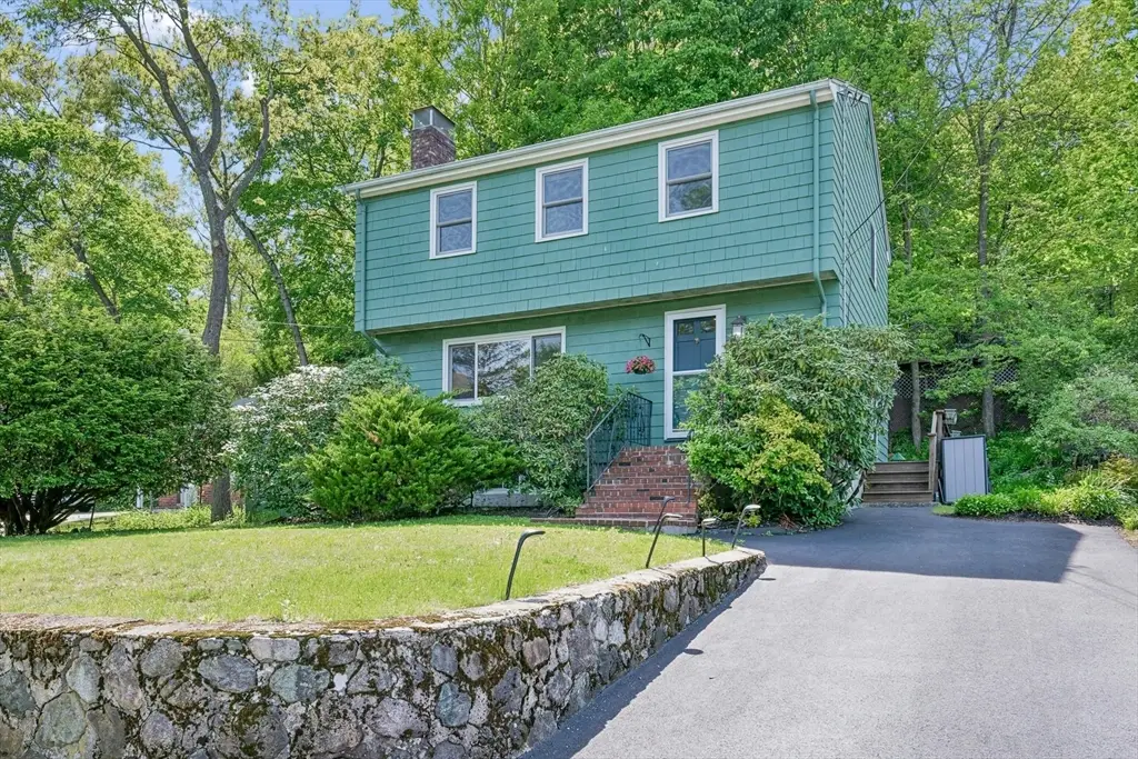 38 Albemarle Ave, Lexington, MA 02420 - #1