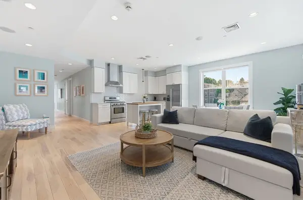 34 Coffey St #3, Boston, MA 02122